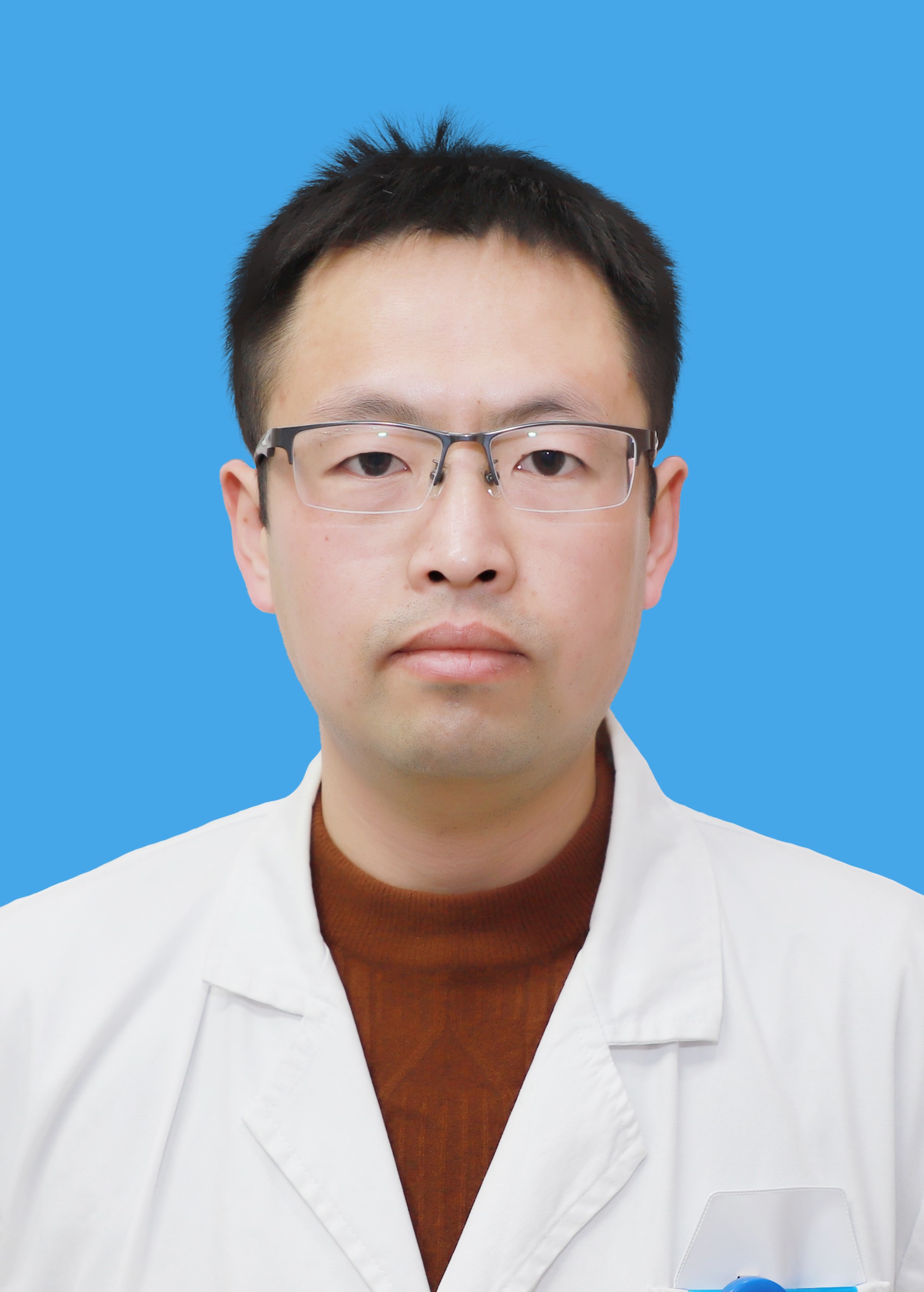 副主任中医师 张斌