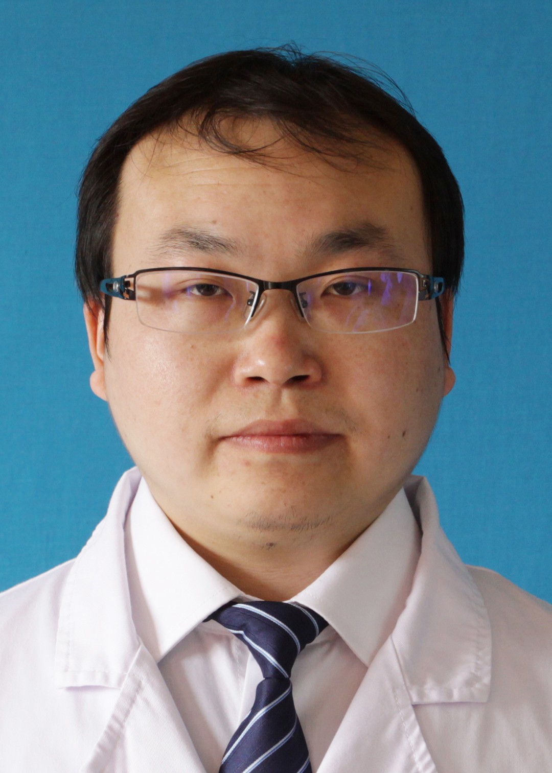 主治中医师 李明